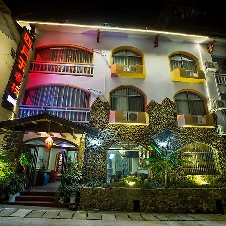 Zhangjiajie April Hostel Exteriör bild